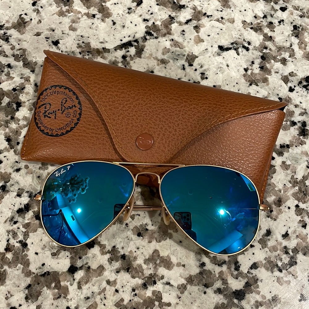 Polarized ray bans